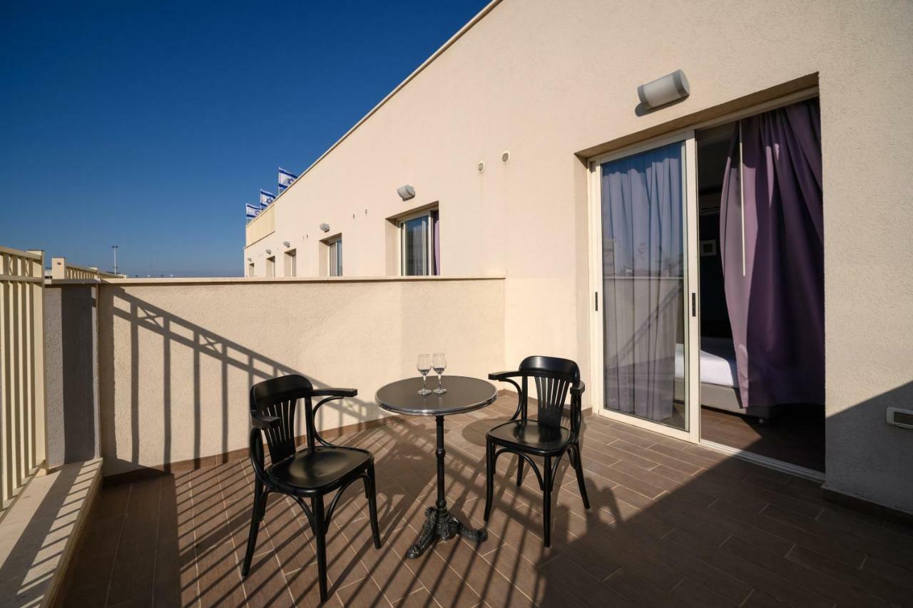 Maris Hotel Haifa Exterior photo